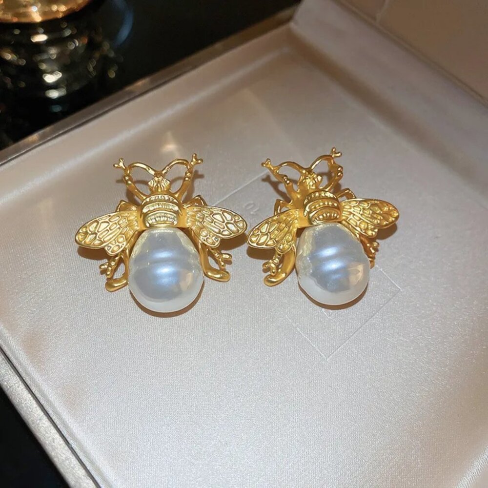 NEW Matte Gold and Baroque Pearl Ornate Statement Earrings - Picture 4 of 4